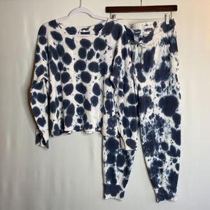 Splendid Blue and White Tie-Dye Pajama Set